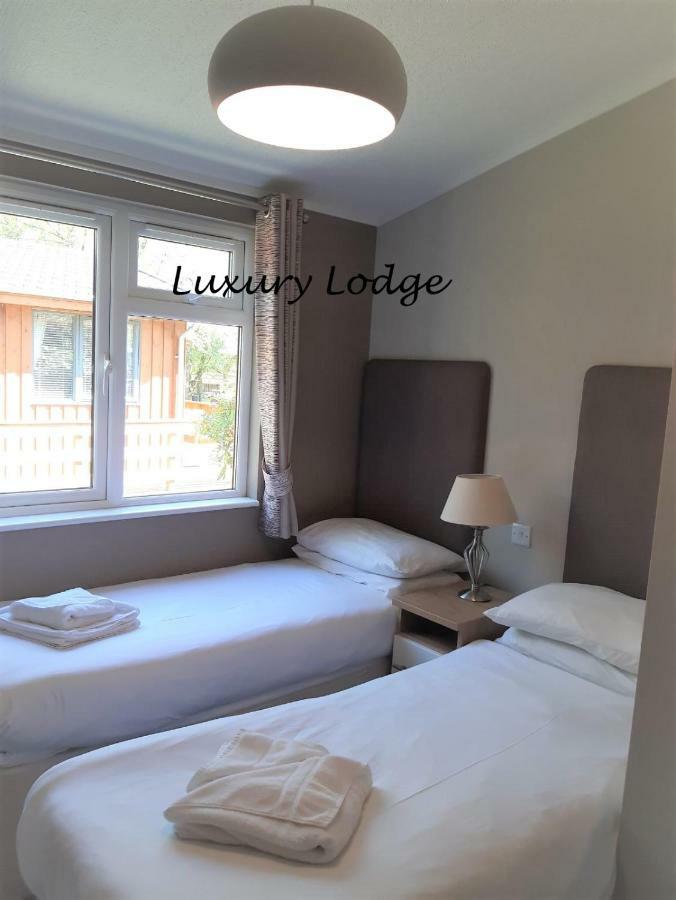 Inverbeg Holiday Park Лусс Экстерьер фото